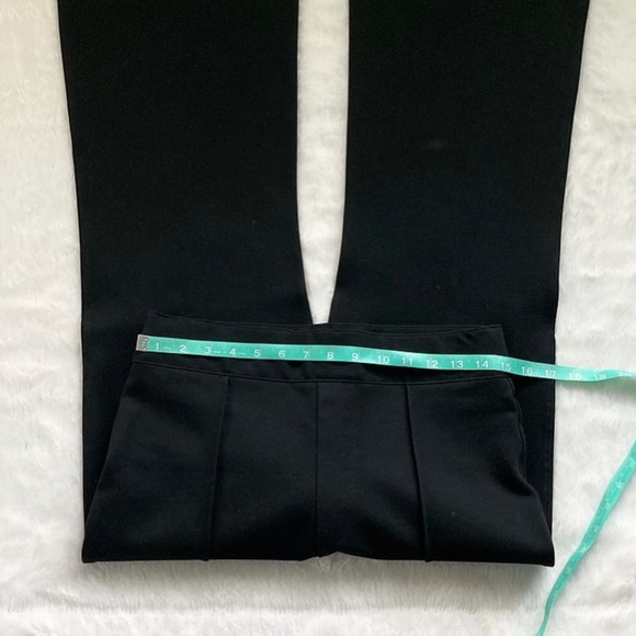 Spanx The Perfect Pant - Picture 4 of 8